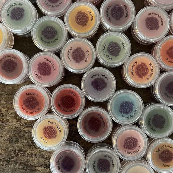New Lot of 56 Scentsy Testers Samples Wax Melts Mixed Scents - Picture 6 of 8